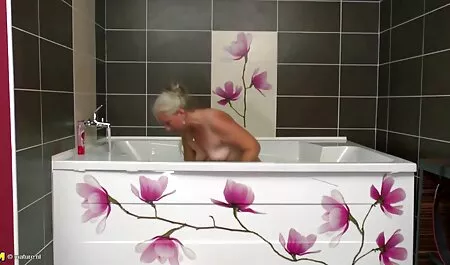 彼女は私の好きなコックを吸って、私に朝の性交を与えた 女性 用 アダルト ビデオ 無 修正