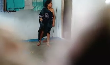 女の子なの大規模な品揃えのメーカーに座にプール 無料 女性 専用 エロ 動画