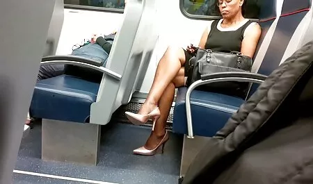彼は男のお尻を見たとき、彼は彼のパンストをプルダウンし、最終的に座っていました アダルト 無 修正 女性 向け