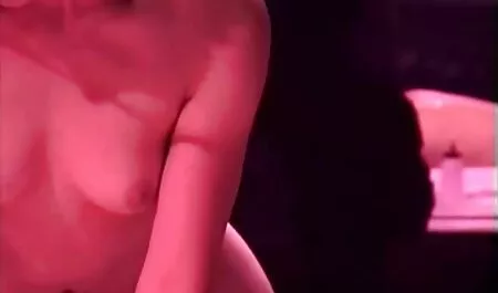 自然に自然を見てロシアのカップル セックス 無料 動画 女性 用