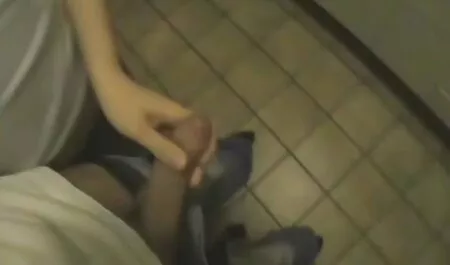 お尻にケーキを紡いだ男 無料 女性 向け セックス 動画