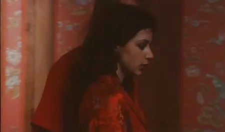 妹は猫のステップを取って、それを兄弟に与えました 女性 向け の セックス 動画
