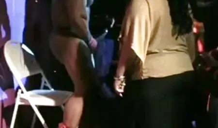 ハニーワーカーは麻酔薬の下で女の子を批判しました 無料 女性 向け アダルト 動画