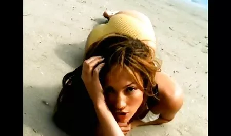 ブルネットにピアスのソファクソ 女性 向け せっくす 動画