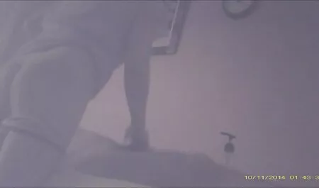 小さなレズビアンは、ライブゲームに中毒です アダルト 動画 女性 専用
