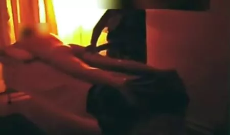 18歳鼻の先端を剃ったピアスで鼻が乳首に入りました 女の子 用 の エロ 動画