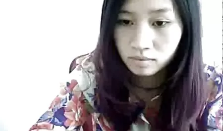 キッチンで金髪の美しさは裸の魅力を示します 鈴木 一徹 電マ