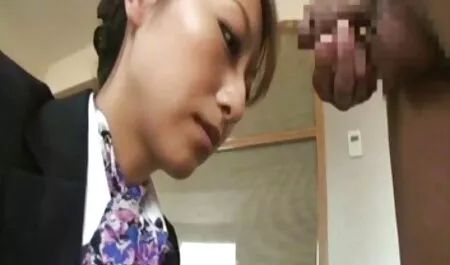ストライプシャツの美しさは、ストレッチマークで体を sex 女性 向け 動画