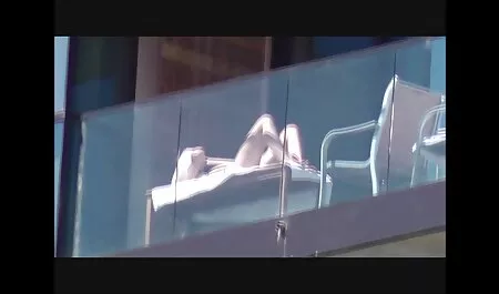 金髪のポケットた処罰のための皮膚と裸の裸のオフィス 女性 の ため の アダルト 動画 無 修正
