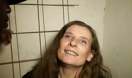 降りて、森の中でクソ エロ 無料 動画 女性 向け